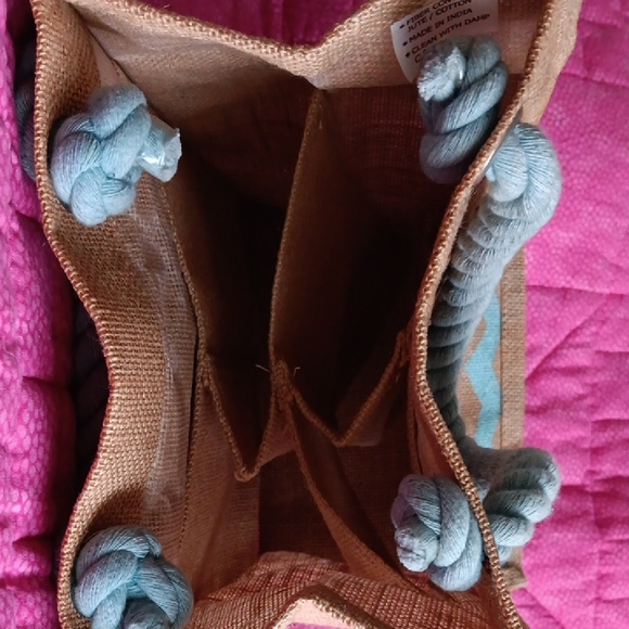 Chevron Pattern Wine Tote - Picture 2 of 4